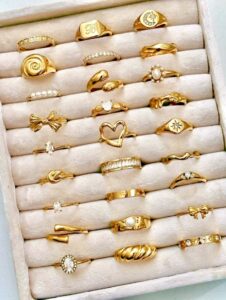 Timeless shine ✨ An anti-tarnish 18K gold-plated ring made to glow, always_Buy in a affordable price 🤑🤑